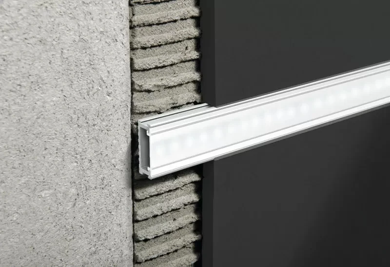 Монтаж профиля для LED-ленты — встраивание профиля в стену